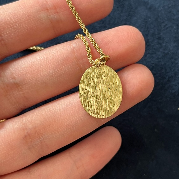 Vintage Christian Dior CD Monogram Oval Coin Braided Pendant Gold Chain Necklace - Picture 9 of 9